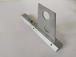 1841 2DZ Schneeschutz Trapez zum Nieten 25mm